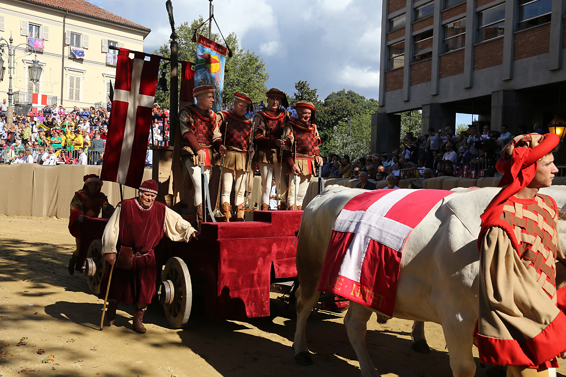-522- CorteoStorico.jpg